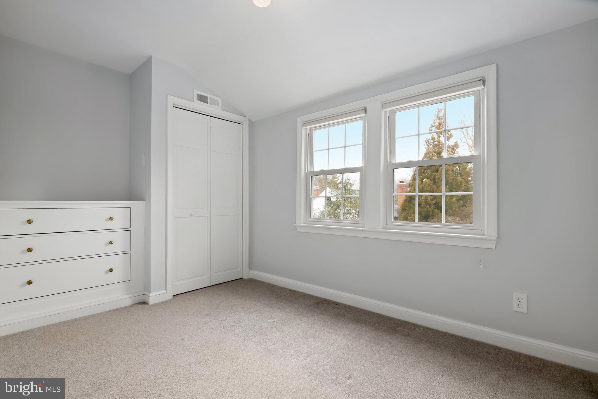 5321 Carvel Road Bethesda, MD 20816 - Photo 20 of 43 Gallery Image 20