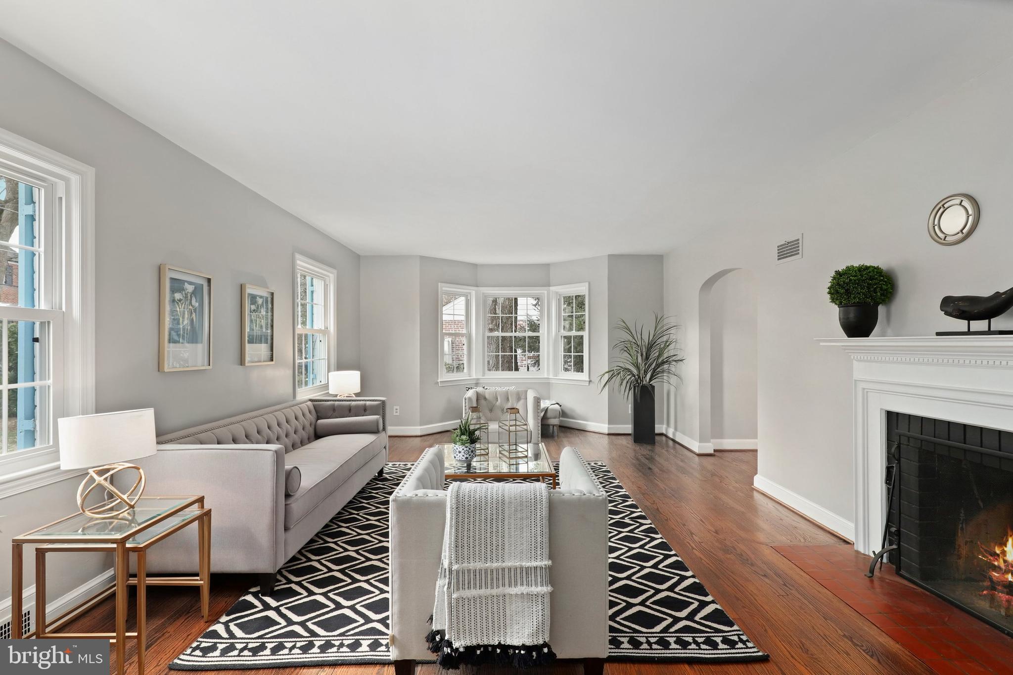 5321 Carvel Road Bethesda, MD 20816 - Photo 3 of 43 Gallery Image 3