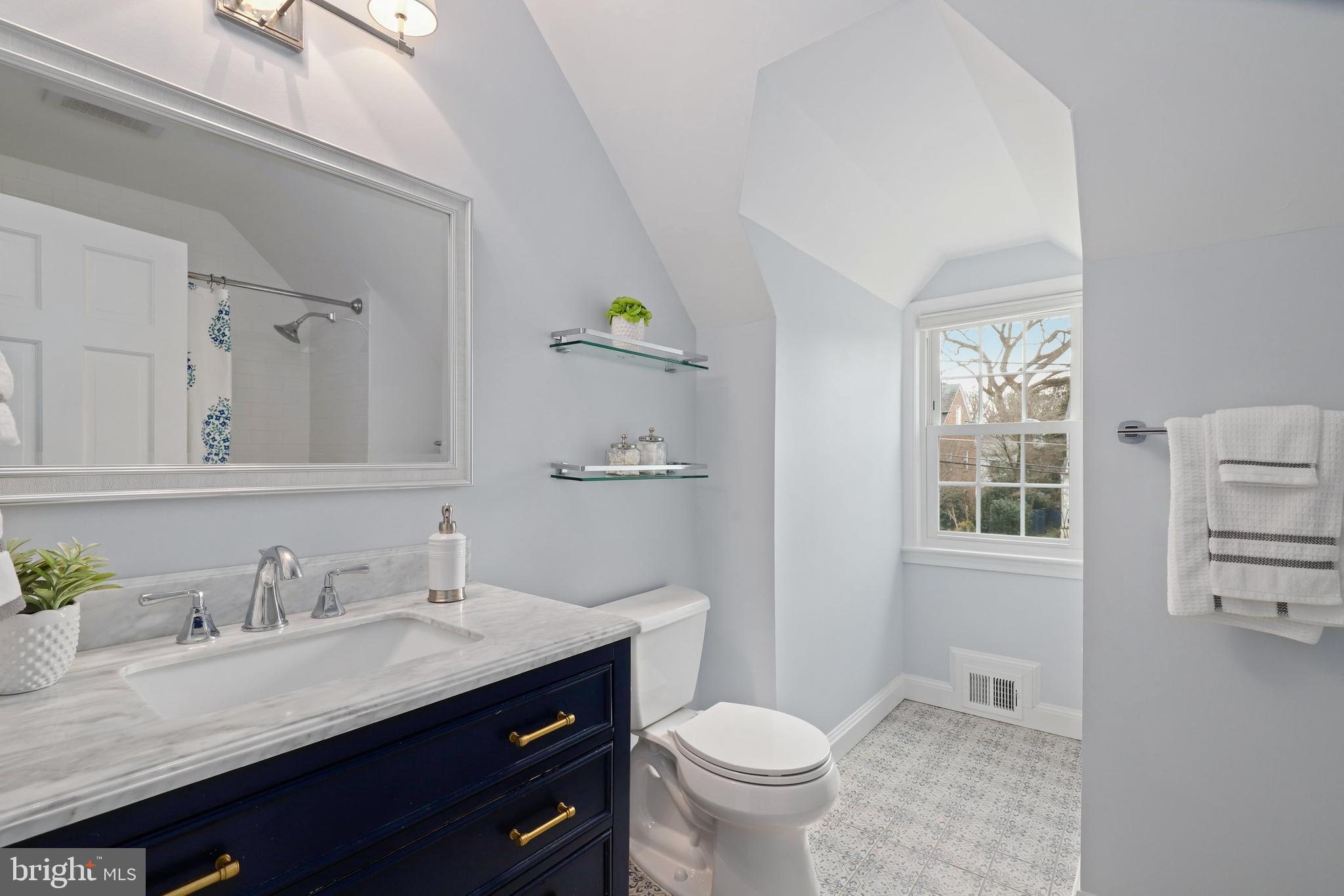 5321 Carvel Road Bethesda, MD 20816 - Photo 24 of 43 Gallery Image 24