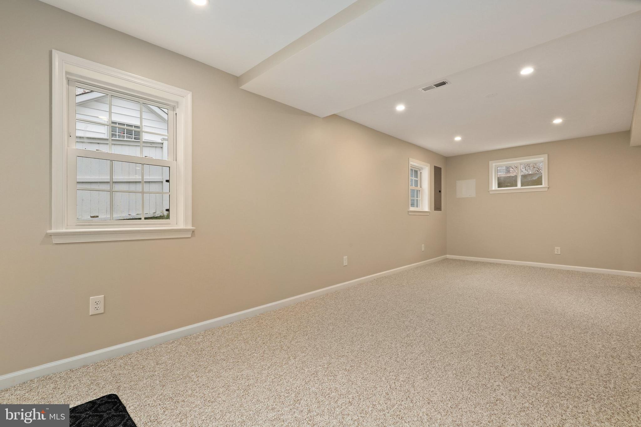 5321 Carvel Road Bethesda, MD 20816 - Photo 26 of 43 Gallery Image 26
