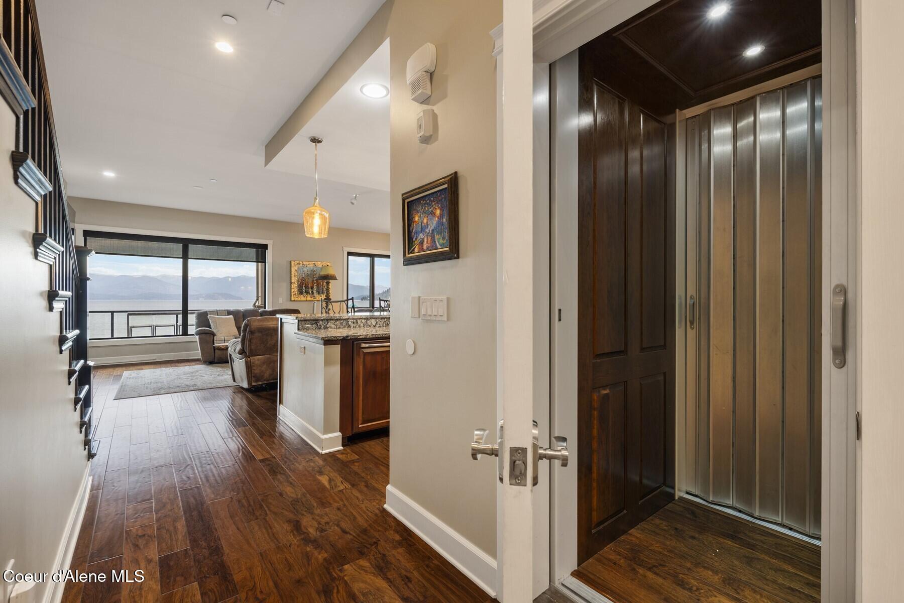 606 Sandpoint Avenue Sandpoint, ID 83864 - Photo 6 of 58 Entryway & Elevator Access