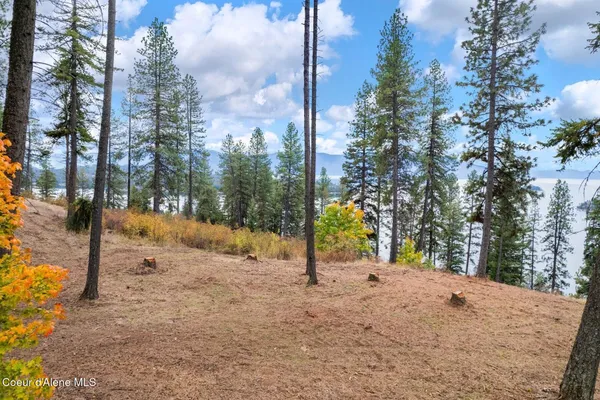 $1,050,000 | Nna Nna Green, Hope, ID 83836