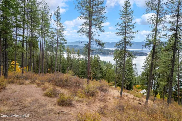 $1,050,000 | Nna Nna Green, Hope, ID 83836