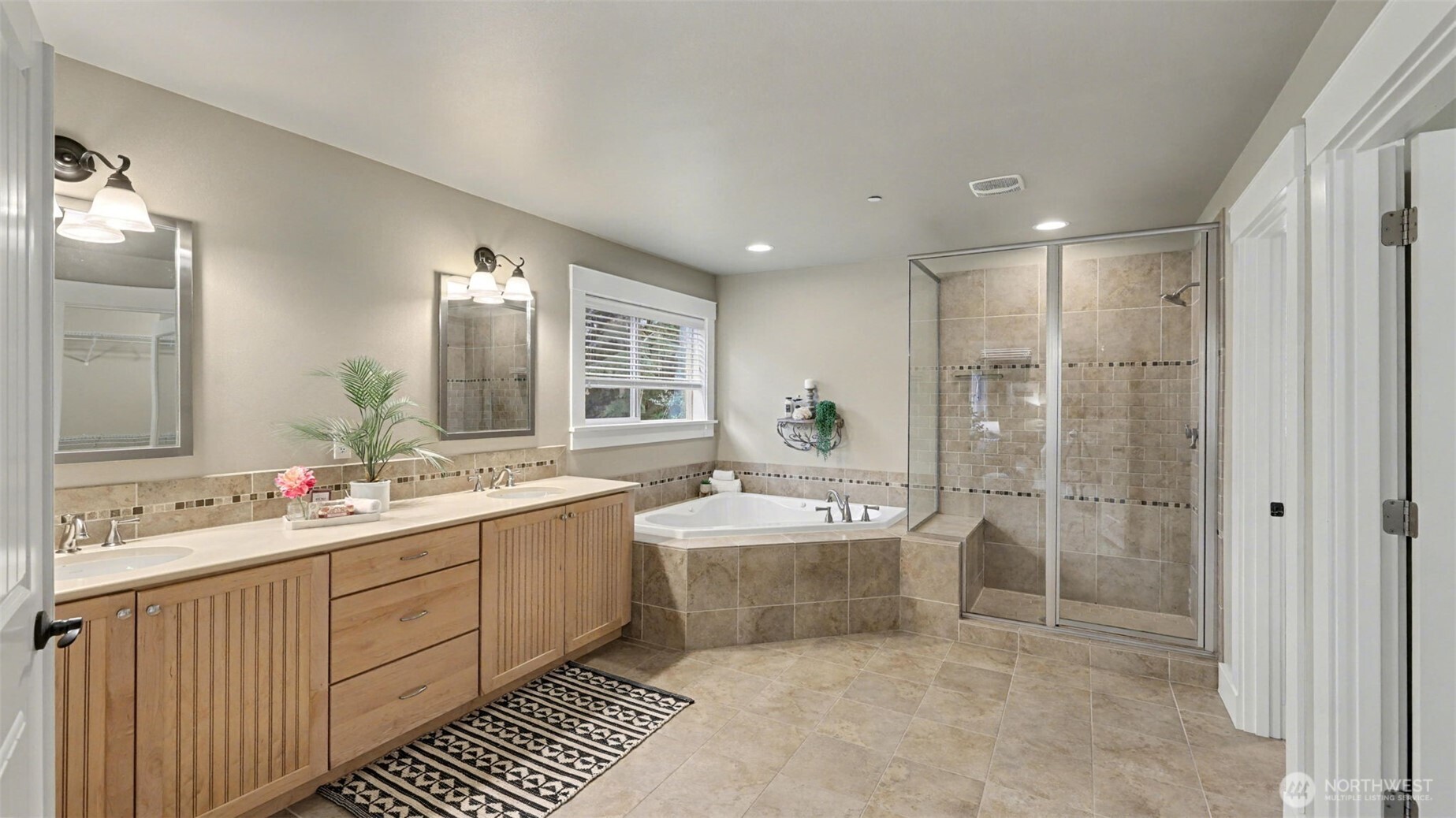 15557 Southeast 160th Place Renton, WA 98058 - Photo 27 of 39