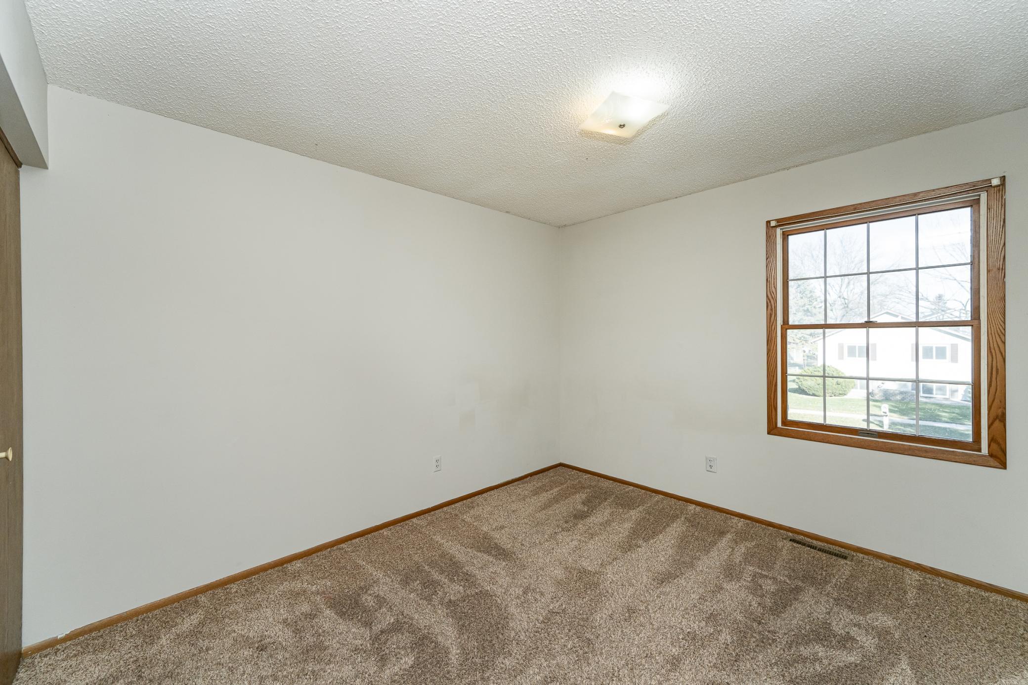 2804 25th Street Northwest Rochester, MN 55901 - Photo 14 of 22