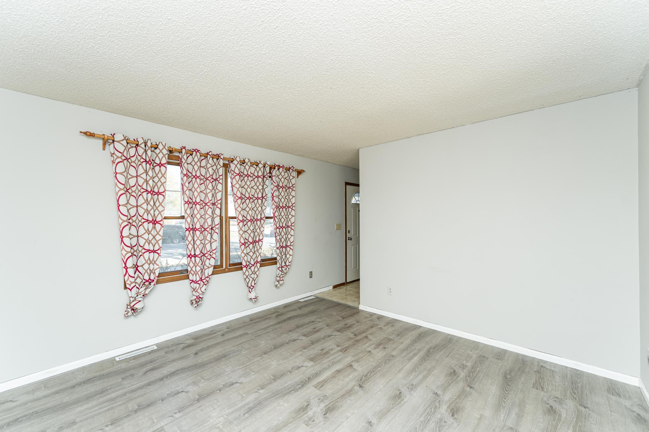 2804 25th Street Northwest Rochester, MN 55901 - Photo 3 of 22