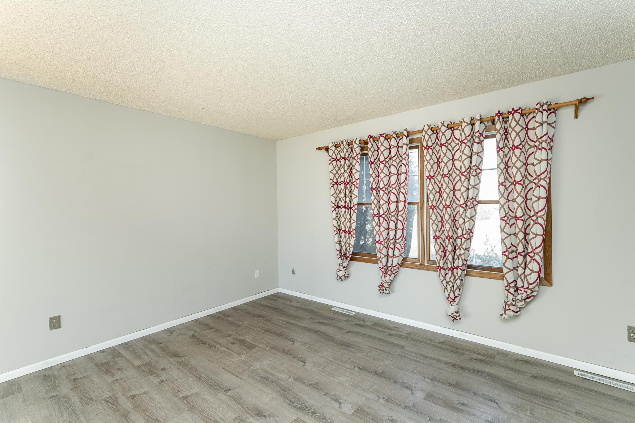 2804 25th Street Northwest Rochester, MN 55901 - Photo 4 of 22