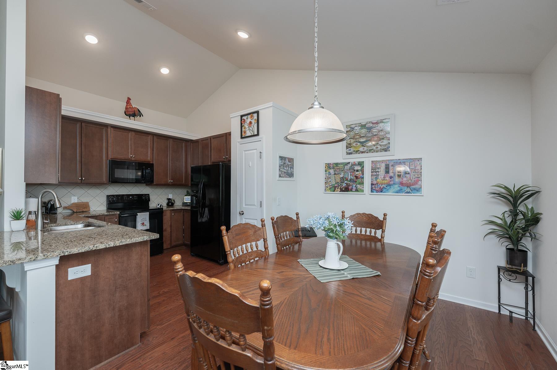 109 Parvin Court Greenville, SC 29607 - Photo 6 of 28 Gallery Image 6