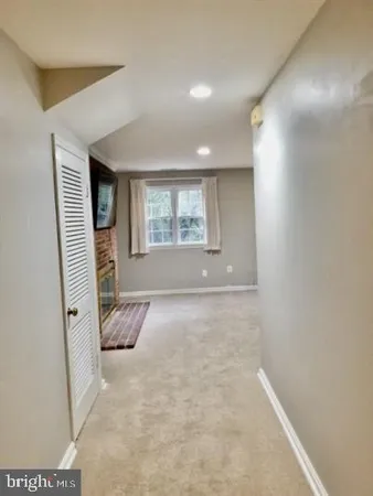 $3,350 | 6030 Hardwick Place, Falls Church, VA 22041