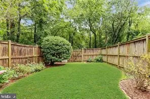 $3,350 | 6030 Hardwick Place, Falls Church, VA 22041