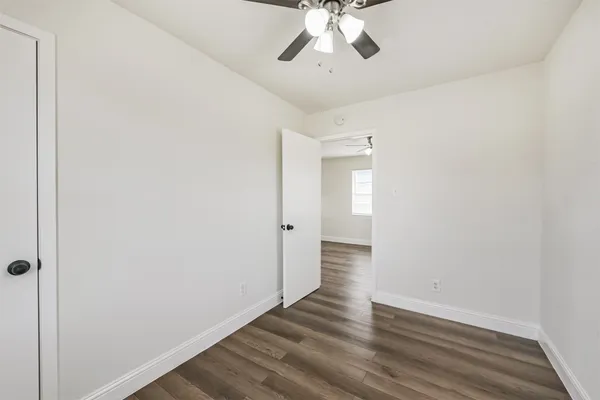 $1,300 | 102 1/2 Avenue D, South Houston, TX 77587