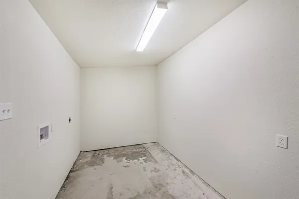 $1,300 | 102 1/2 Avenue D, South Houston, TX 77587