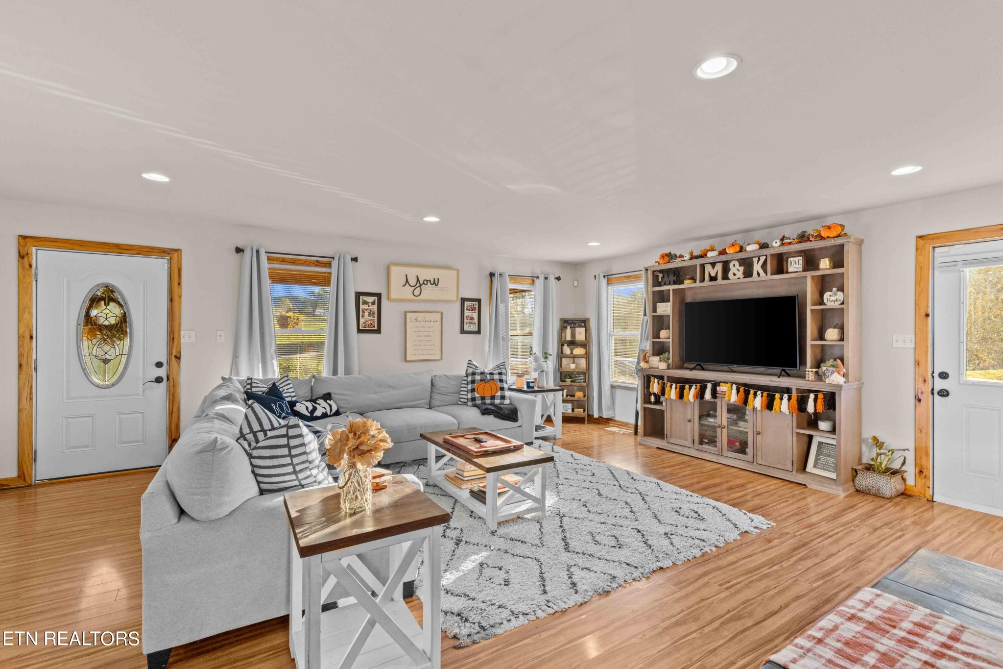 710 Back Valley Road Oliver Springs, TN 37840 - Photo 7 of 40 Gallery Image 7