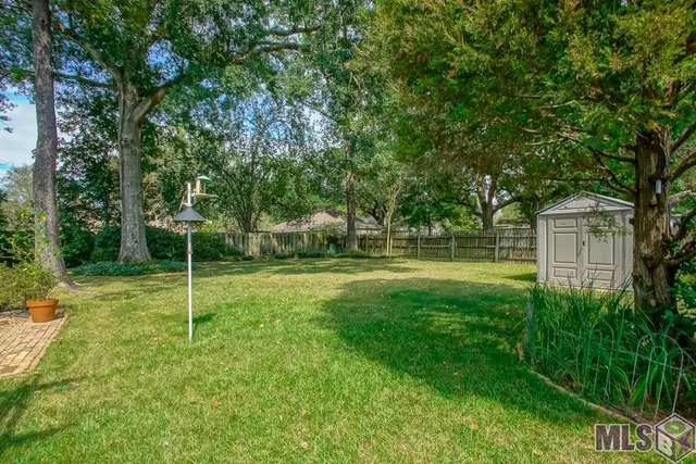 $425,000 | 1007 Oak Hills Parkway, Baton Rouge, LA 70810