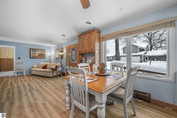 $320,000 | 224 West Lake Drive, Cadillac, MI 49601