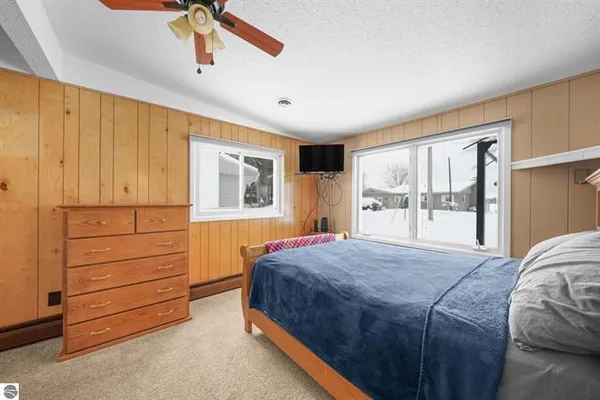 $320,000 | 224 West Lake Drive, Cadillac, MI 49601