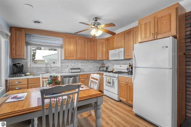 $325,000 | 224 West Lake Drive, Cadillac, MI 49601