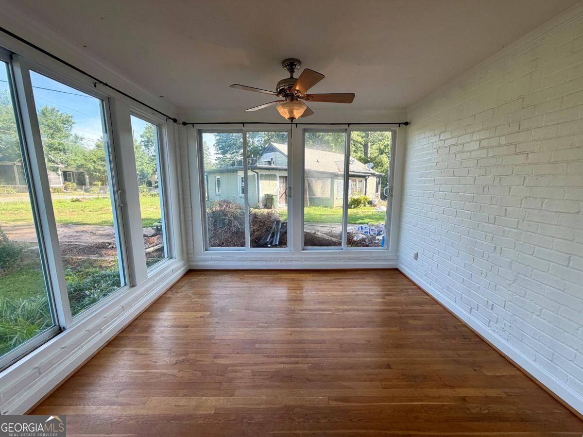 3194 Oakdale Road Hapeville, GA 30354 - Photo 8 of 29