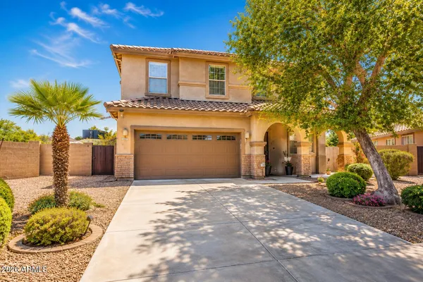 $731,000 | 5011 South Carlyle Drive, Gilbert, AZ 85298