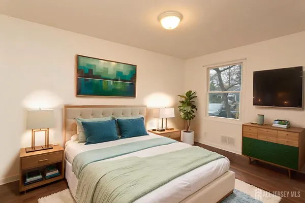 $3,847 | 78 Hazelwood Avenue, Metuchen, NJ 08840