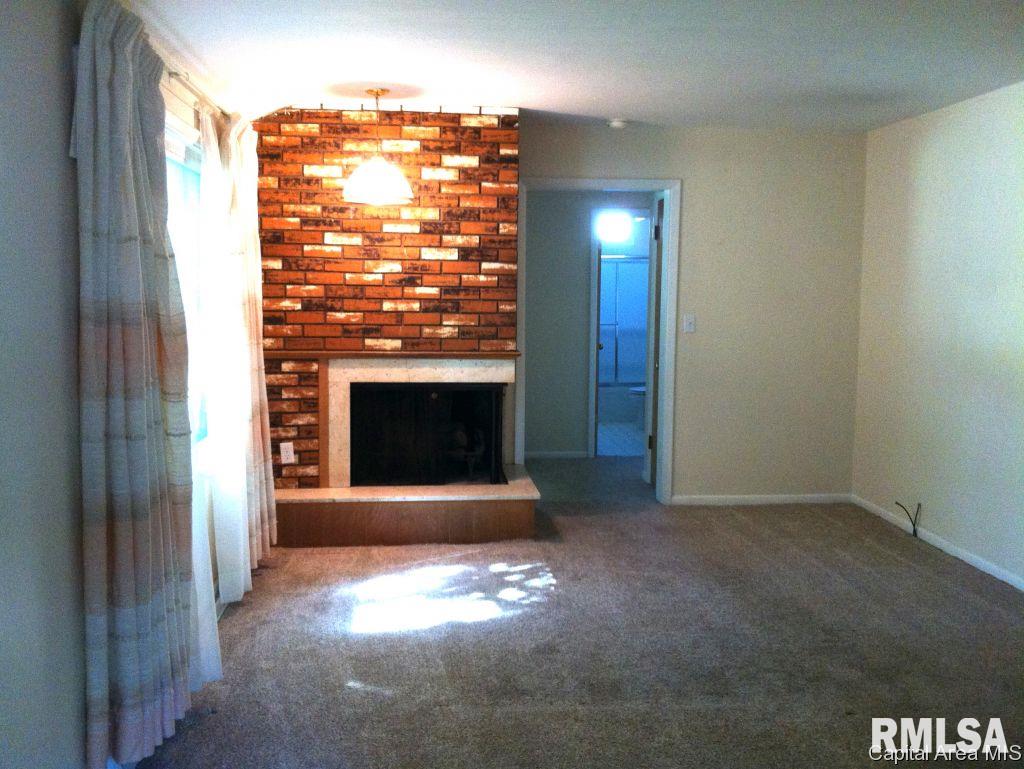 2113 Grant Street Springfield, IL 62703 - Photo 9 of 36