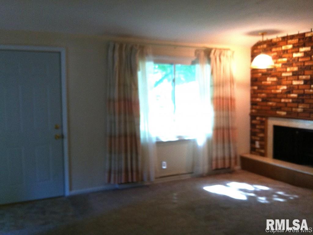 2113 Grant Street Springfield, IL 62703 - Photo 10 of 36