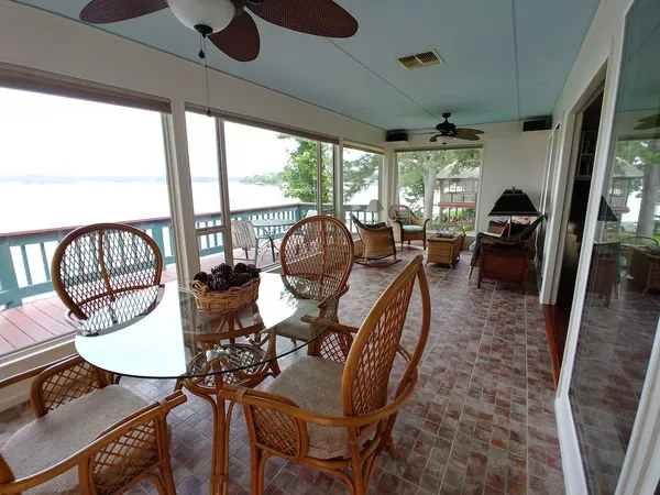 $469,000 | 428 Dove Island, Livingston, TX 77351
