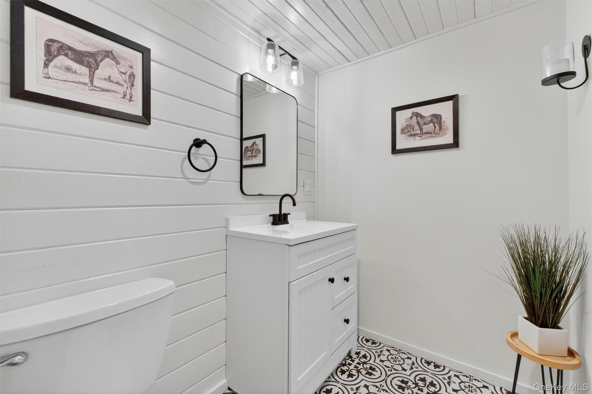 7 Ridgewood Terrace Poughkeepsie, NY 12603 - Photo 19 of 46 Guest Half Bath