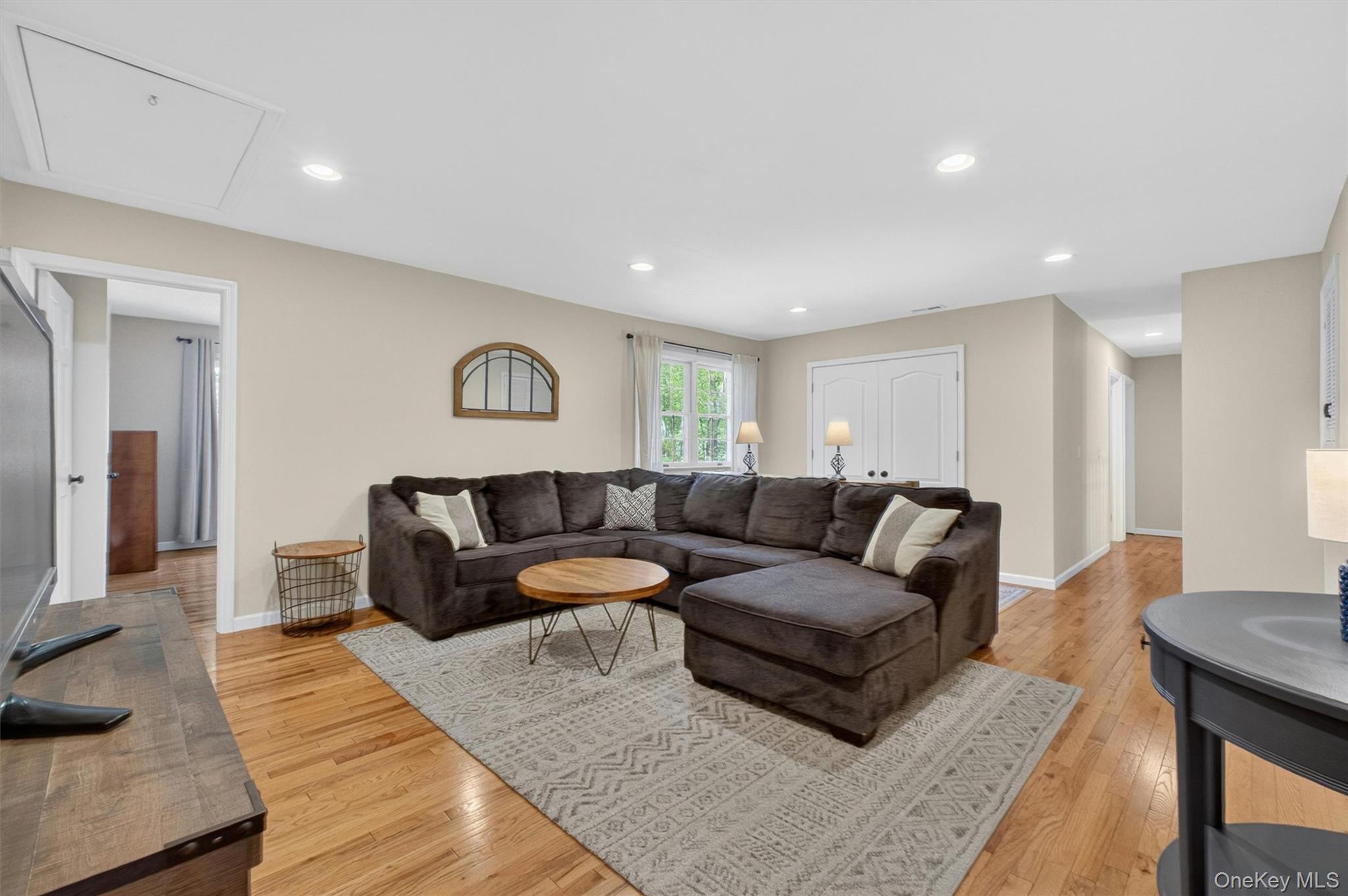 7 Ridgewood Terrace Poughkeepsie, NY 12603 - Photo 26 of 46