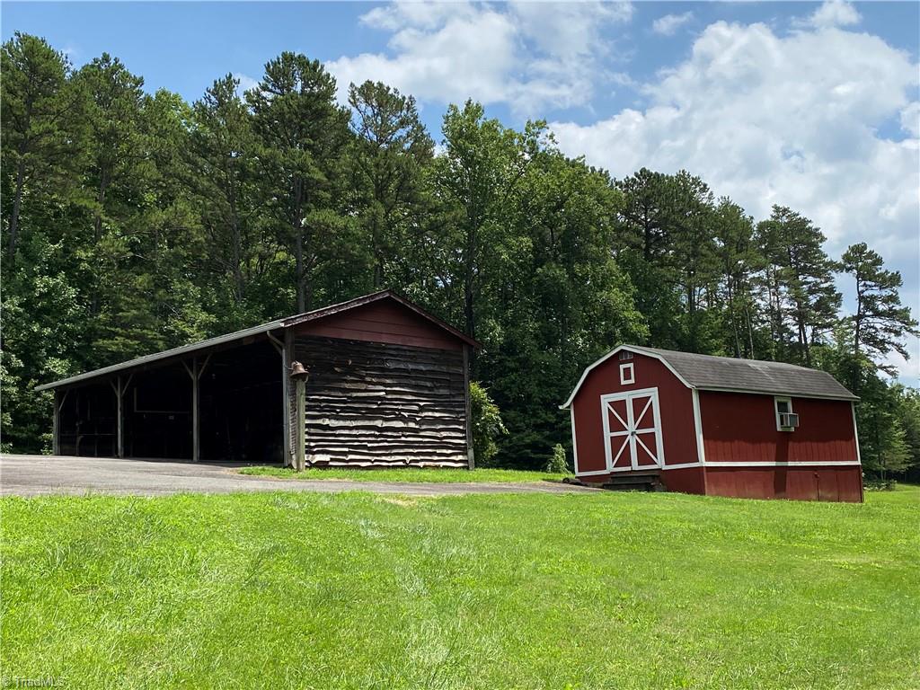 438 Edwards Cedar Lane Road Elkin, NC 28621 - Photo 12 of 42 Gallery Image 12