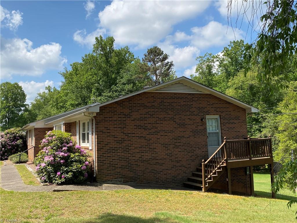 438 Edwards Cedar Lane Road Elkin, NC 28621 - Photo 4 of 42 Gallery Image 4