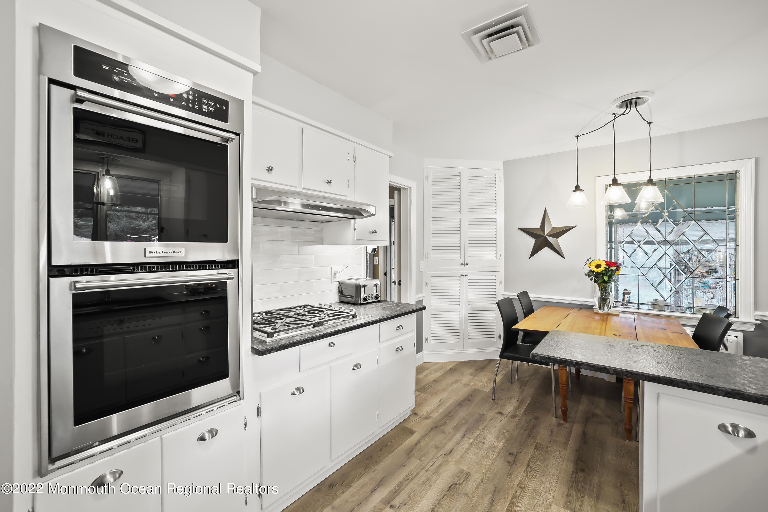 56 Dutch Lane Road Freehold, NJ 07728 - Photo 11 of 90 947A4681