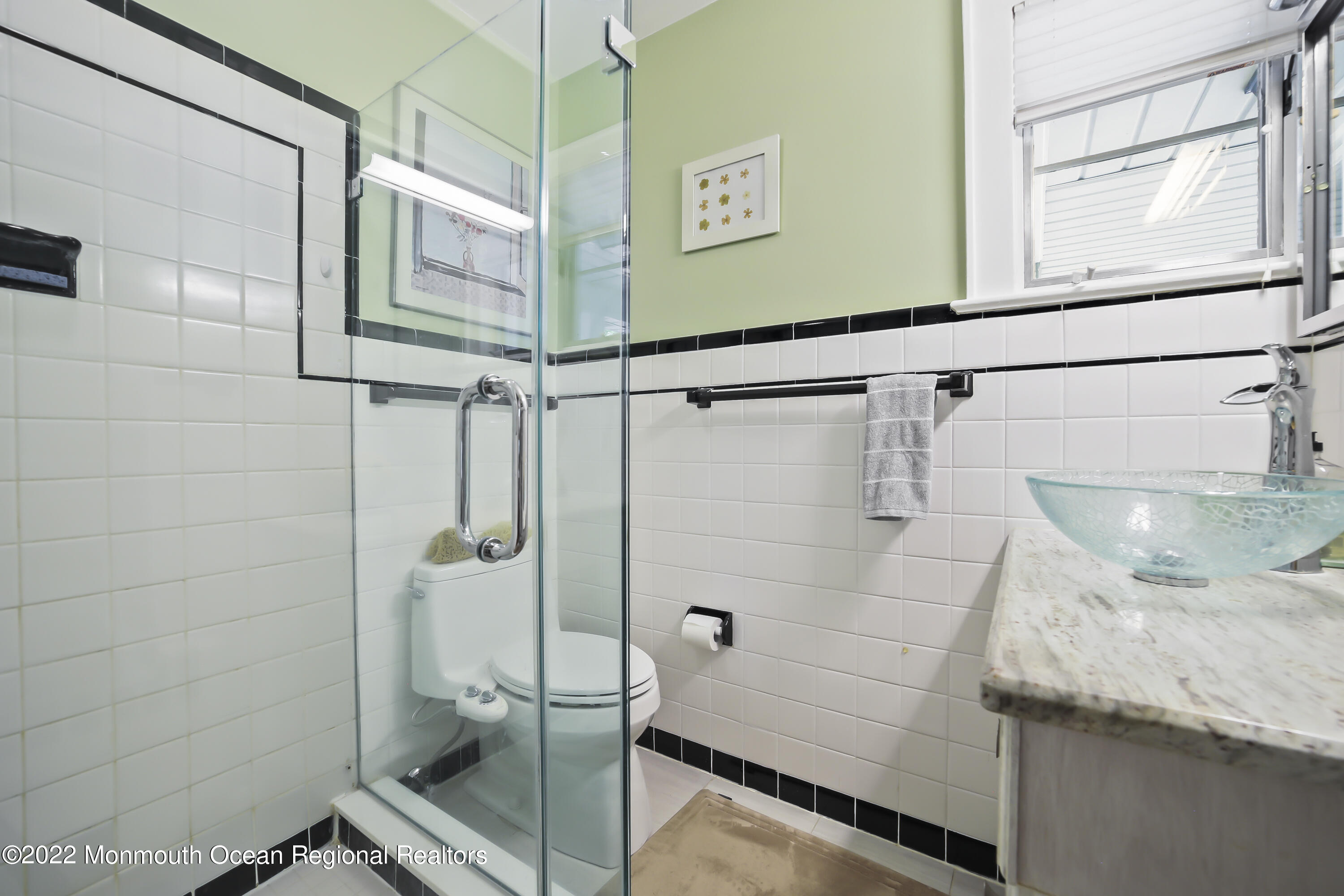 56 Dutch Lane Road Freehold, NJ 07728 - Photo 22 of 90 947A4732