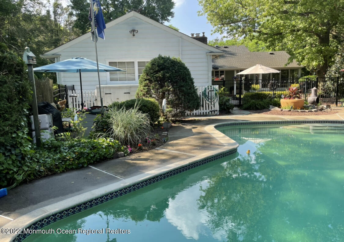 56 Dutch Lane Road Freehold, NJ 07728 - Photo 44 of 90 IMG_5678 (002)