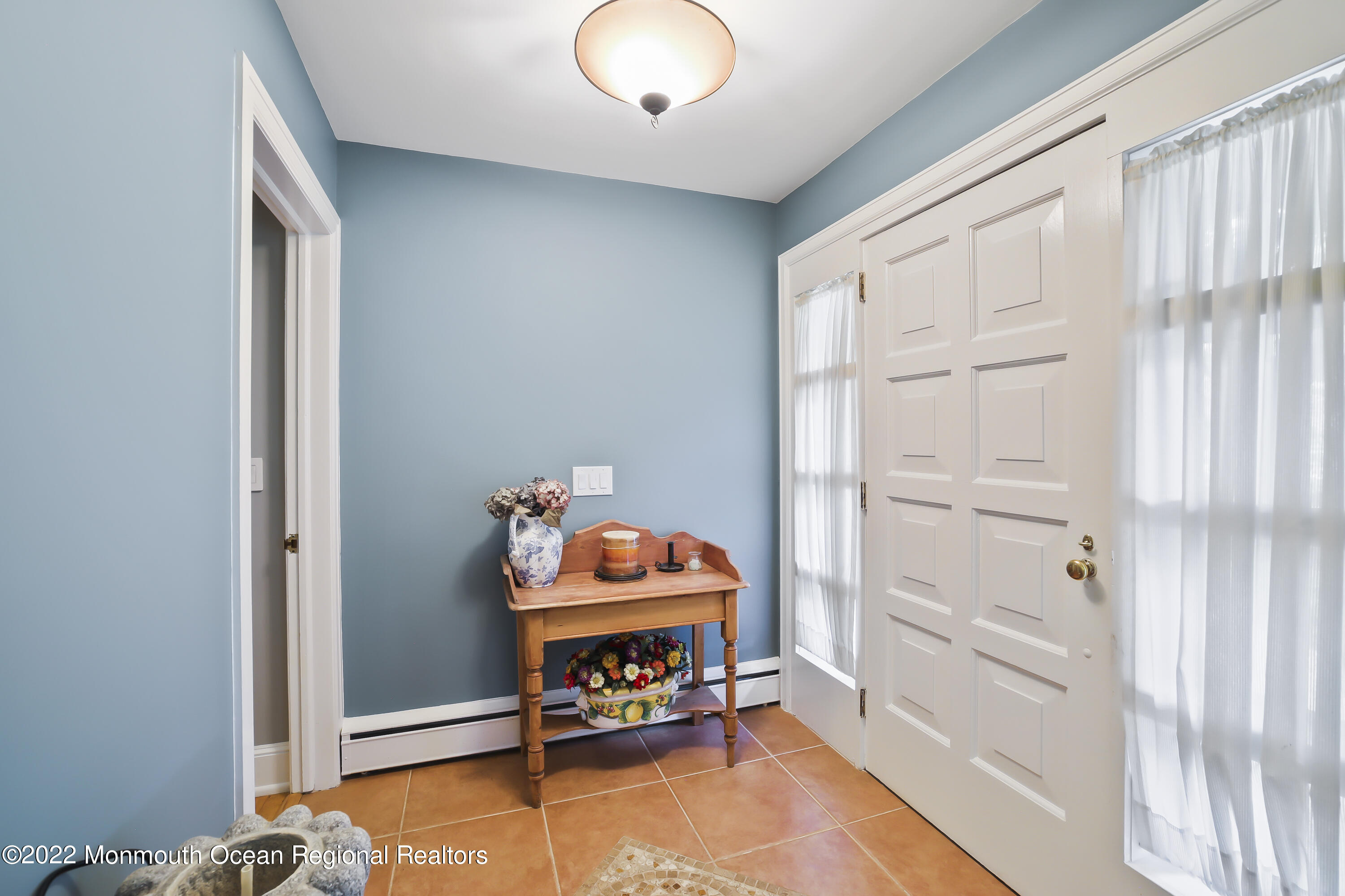 56 Dutch Lane Road Freehold, NJ 07728 - Photo 5 of 90 947A4641