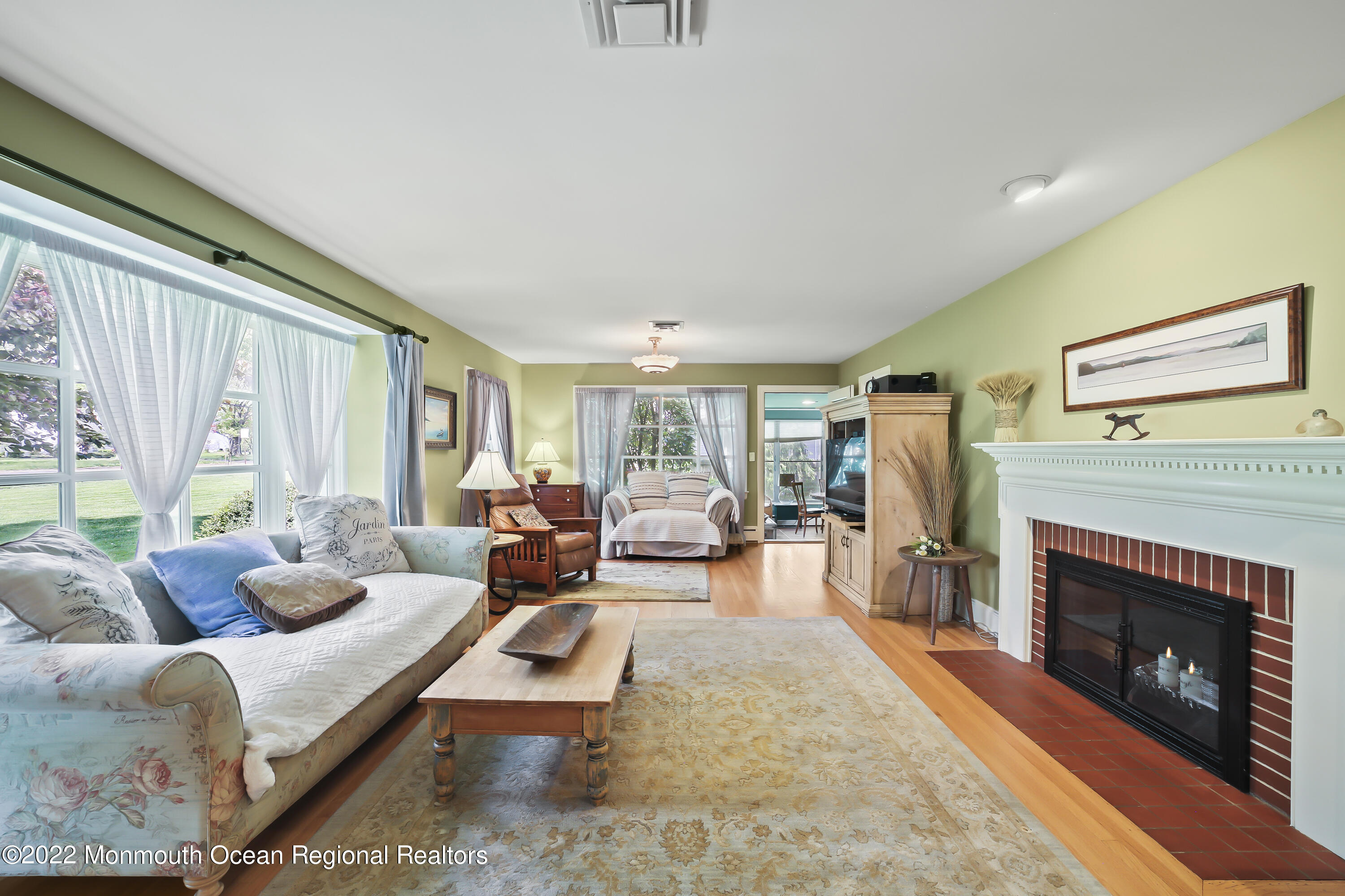56 Dutch Lane Road Freehold, NJ 07728 - Photo 6 of 90 947A4656