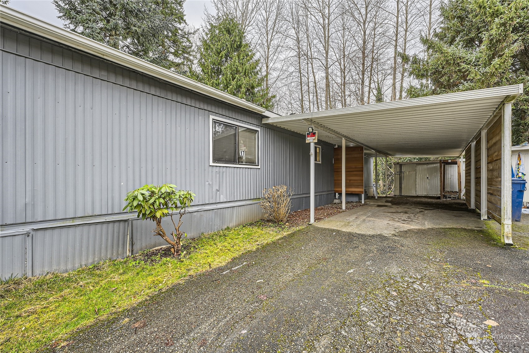 1332 192nd Street Southeast, Unit 17 Bothell, WA 98012 - Photo 24 of 24 a backyard of a house
