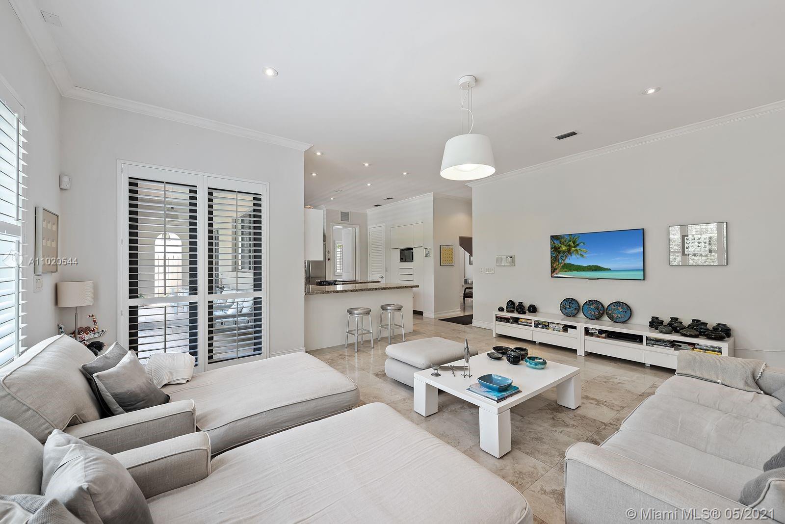 11 Southwest 19th Road Miami, FL 33129 - Photo 17 of 35