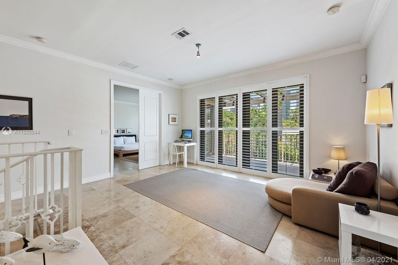 11 Southwest 19th Road Miami, FL 33129 - Photo 21 of 35