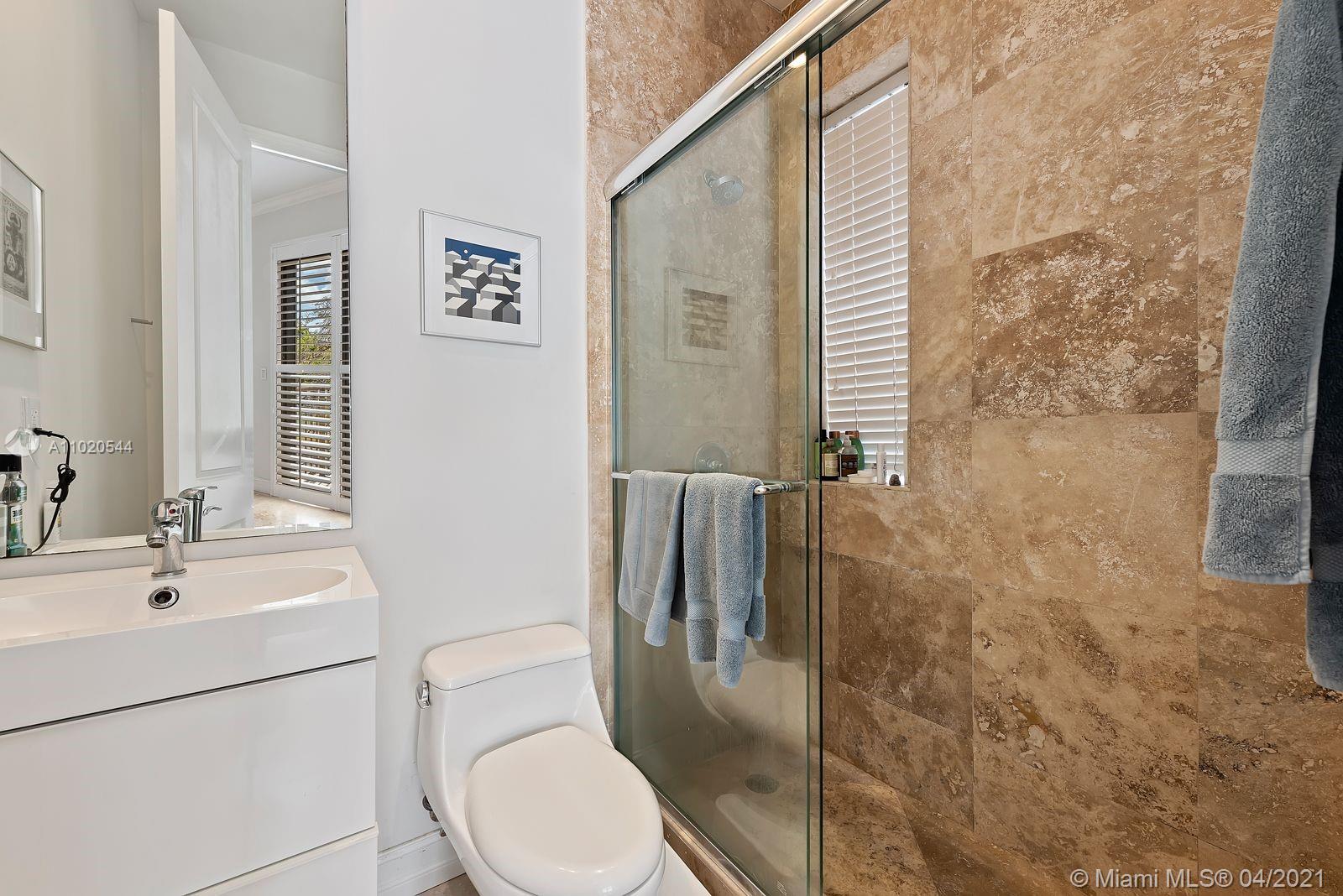 11 Southwest 19th Road Miami, FL 33129 - Photo 30 of 35