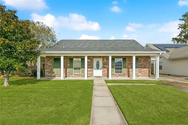 $254,000 | 2725 Foliage Drive, Marrero, LA 70072