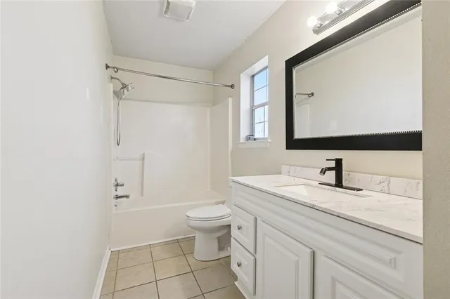 $254,000 | 2725 Foliage Drive, Marrero, LA 70072