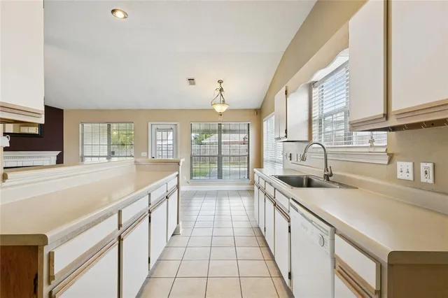 $254,000 | 2725 Foliage Drive, Marrero, LA 70072