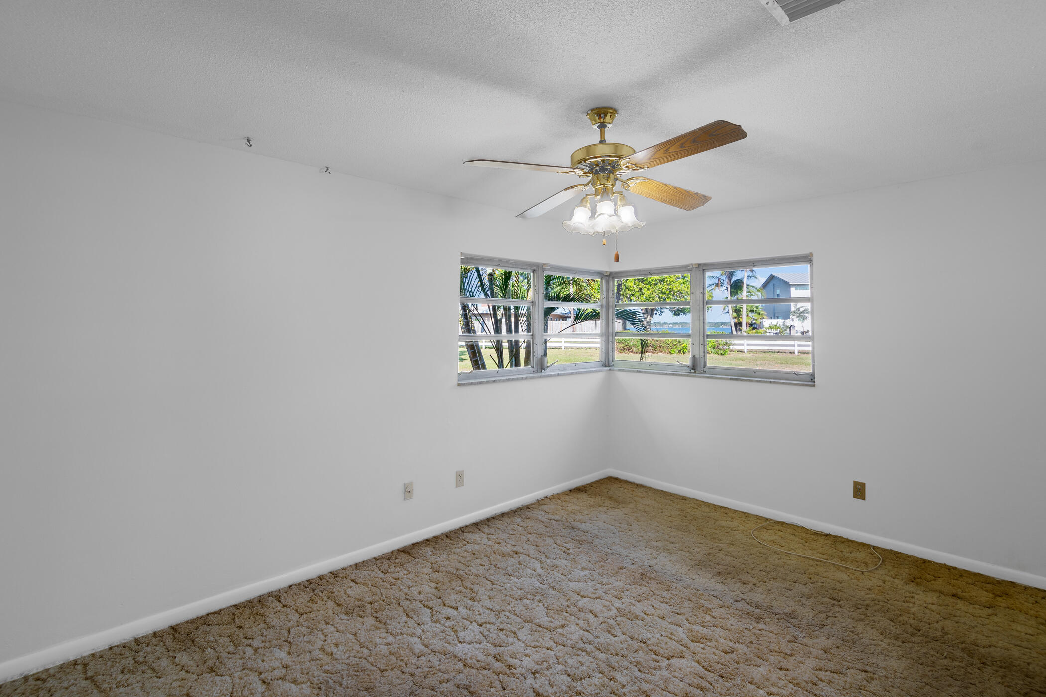480 Plantation Road Merritt Island, FL 32952 - Photo 11 of 48 480 Plantation Master Suite