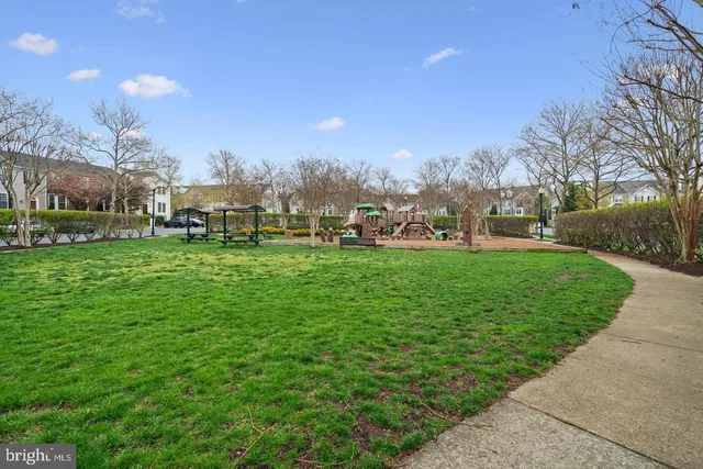 $3,050 | 25415 Morse Drive, Chantilly, VA 20152