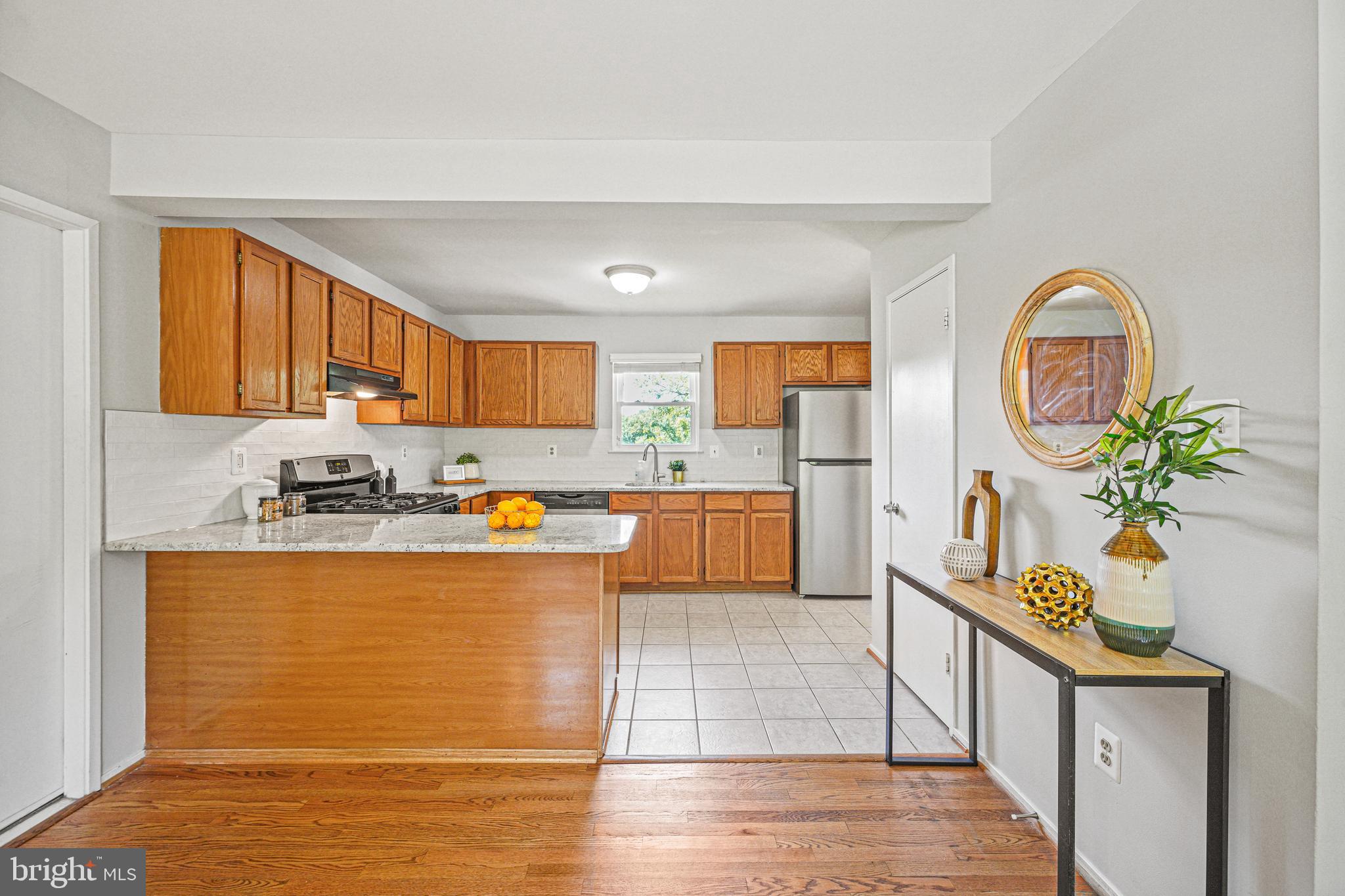 432 Woonsockett Lane Silver Spring, MD 20905 - Photo 16 of 53