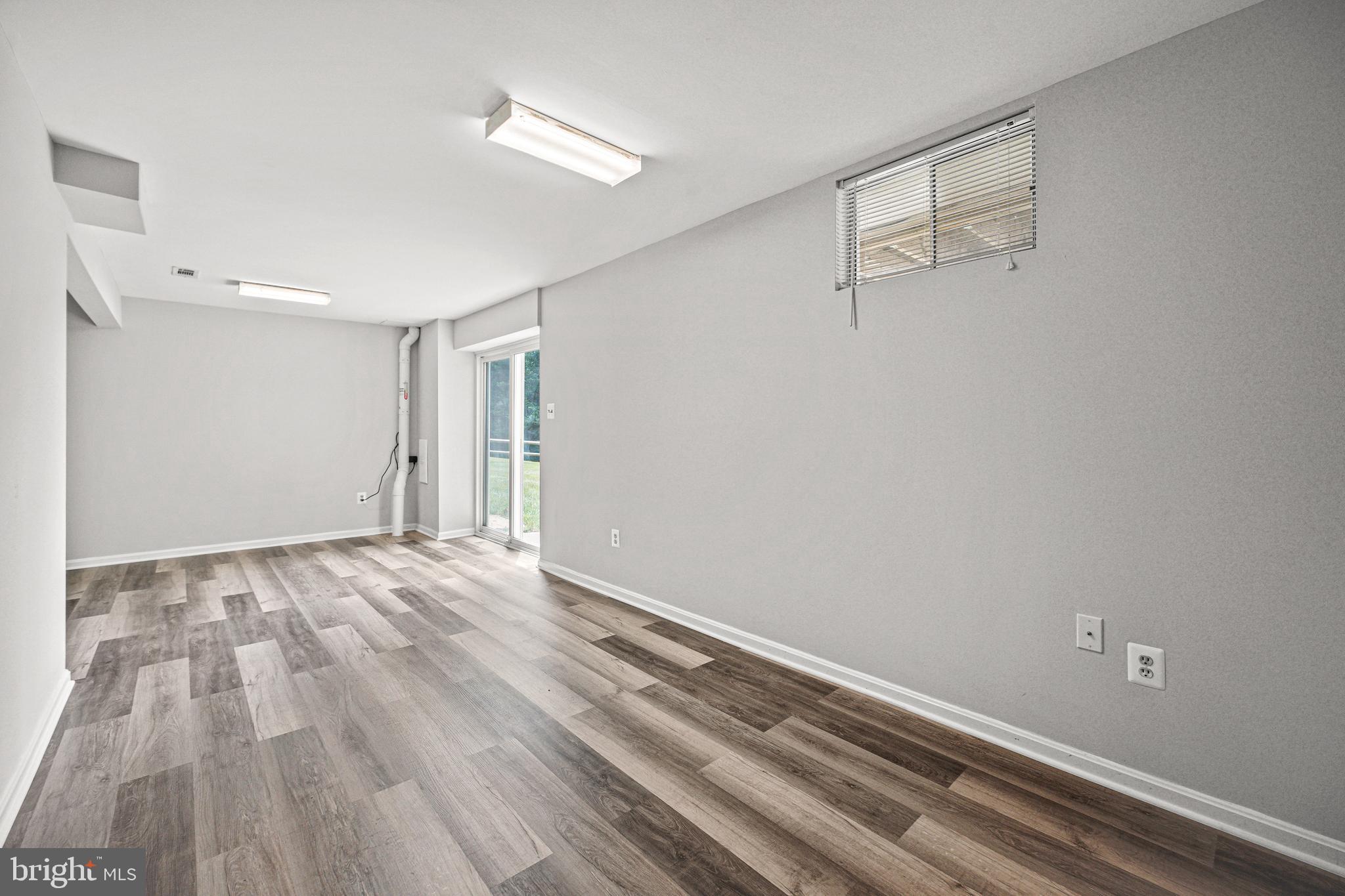 432 Woonsockett Lane Silver Spring, MD 20905 - Photo 37 of 53