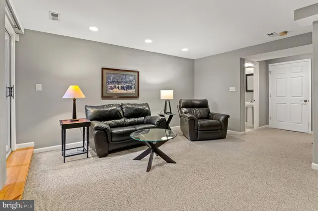 $370,000 | 460 Deer Hill Circle, Abingdon, MD 21009