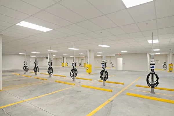 $4,500 | 1025 Massachusetts Avenue, Unit 501, Arlington, MA 02476