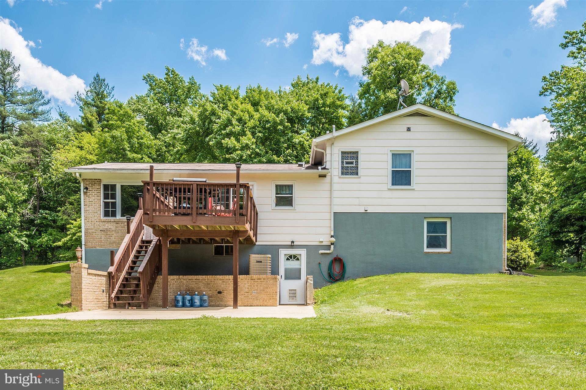 9022 Chestnut Grove Road Frederick, MD 21701 - Photo 2 of 30 Exterior (Rear)